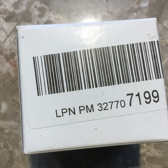 Pink/Green Frog Glass Fiqurine - Picture 9 of 10